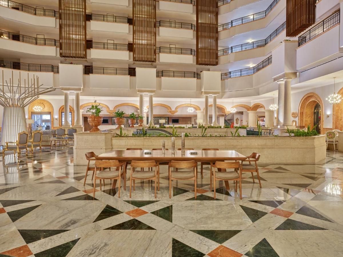 Fiesta Americana Merida Mérida Exterior foto Lobby