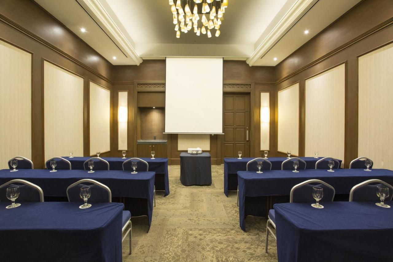 Fiesta Americana Merida Mérida Exterior foto Meeting room
